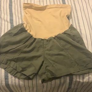 green maternity shorts